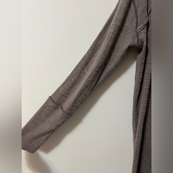 Free People Tara Split Back Turtle Neck - Picture 4 of 5